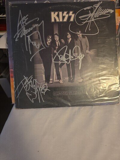 Kiss signed lp Vinyl Album Dressed To Kill Autograph Gene Simmons Ace Frehley