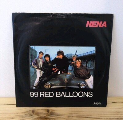 Nena 99 Red Balloons 7'' Vinyl Record 1983 Epic A4074