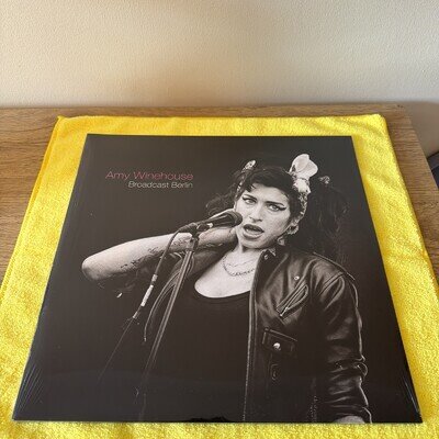 AMY WINEHOUSE BROADCAST BERLIN (2LP) Vinyl SEALED