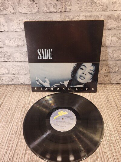 Sade - Diamond Life Vinyl LP (1984 Original UK Press, Epic EPC 26044) Gatefold