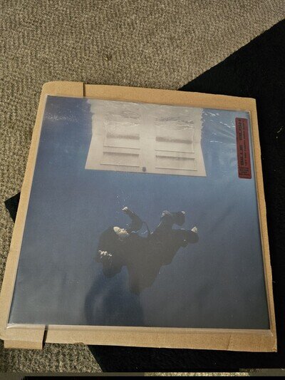 BILLIE EILISH - UK WEBSITE EXCLUSIVE Hit Me Hard And Soft (Grey Vinyl)