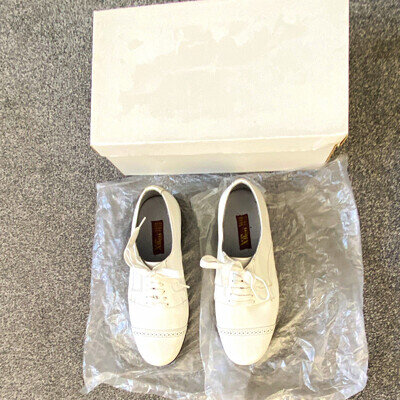 Aris Allen Women's Dance Shoes Style 145 White Leather Lace-Up Flat UK 7 US 8