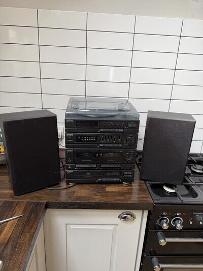 vintage Goldstar stereo system With Turntable Cassette Deck Speakers Working