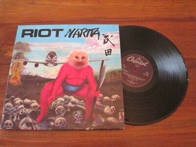RIOT - NARITA - ORIGINAL CAPITOL RECORDS FULLY AUTOGRAPHED - VINYL EXCELLENT