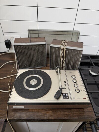 vintage Pye Cambridge 1557 stereo record player Working With Speakers
