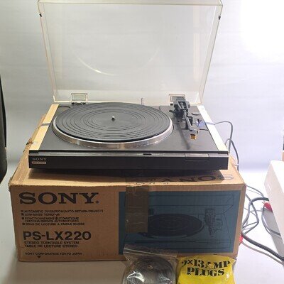 Vintage Sony PS-LX220 Turntable. Boxed