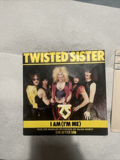 7” Vinyl Bundle Twisted Sister I Am (I’m Me) And Thin Lizzy Killer On The Loose