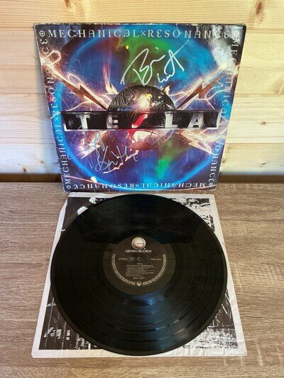 Tesla - Mechanical Resonance SIGNED COPY