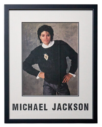 Michael Jackson Autograph Size H 21.1 x W 16.6 in With Frame & Certificate
