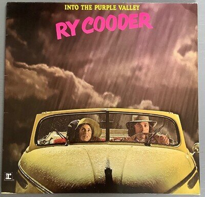 RY COODER - INTO THE PURPLE VALLEY - 1980s reissue of 1972 Vinyl - (ex+)