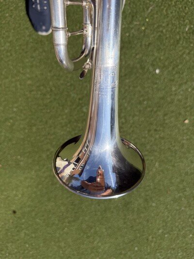 Vincent Bach Stradivarius trumpet - Silver VINTAGE/RARE Model 43 with Bach case
