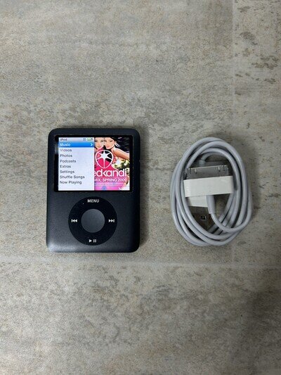 Apple iPod Nano 3rd Gen 8GB Black | A1236 | Tested and Working