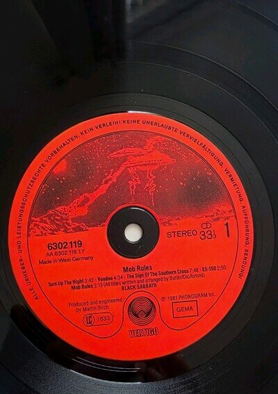 Black Sabbath Mob Rules RED LABELS Excellent Condition Vertigo Vinyl LP 1981