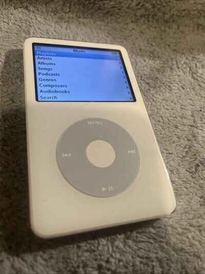 Apple iPod Classic 5.5 Gen 30GB -Fully Working New Battery Ref 1484