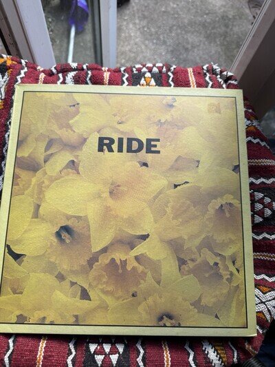 Ride – Play 12” EP (Creation Records CRE 075T) UK Original Pressing