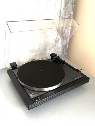 LINN AXIS Turntable Akito Tonearm Rega Bias 2 Serviced/Re-capped/New Hinges/Belt