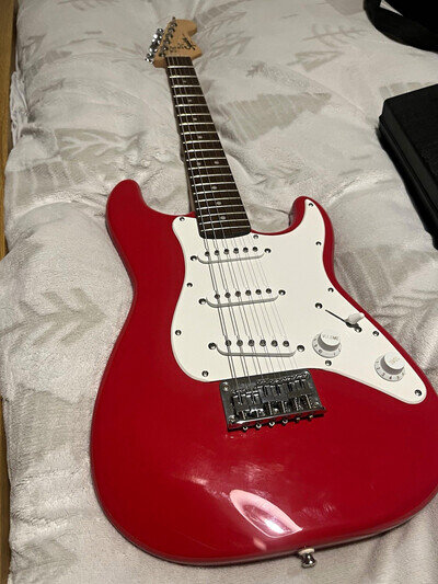 Squier Stratocaster Red Solid Body Electric Guitar 6-String RH 21-Fret 2021