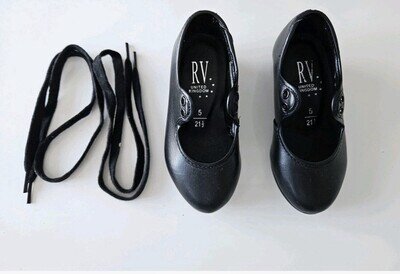 5C small CHILDRENS ROCH VALLEY TAP SHOES GIRLS LOW HEEL BLACK PU DANCE (EU 21.5)