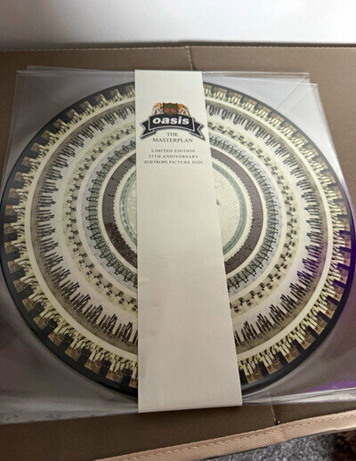Oasis The Masterplan 25th Anniversary Zoetrope Picture Disc Vinyl LP 2023