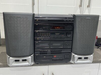 JVC HiFi Tower System Tuner, CD, Turntable, Cassette, Speakers. Tested Working