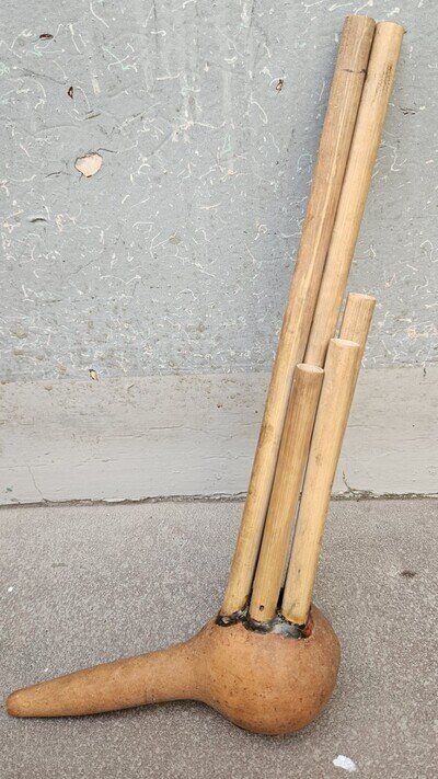 Vintage Thai Nisu Hulusheng Gourd and Bamboo Traditional Folk Instrument