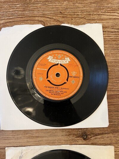 Caterina Valente - The Breeze And I 7” Vinyl