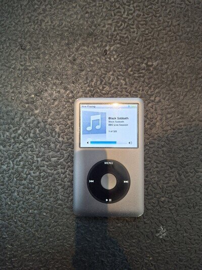 IPod Classic 7th Generation, 2010s, 160gb, Full Working Order