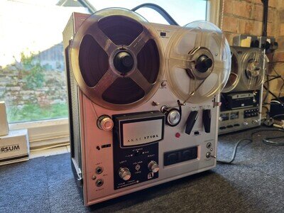 AKAI 1710L Vintage Reel to Reel Tape Recorder – 4 Track Stereo – Fully Working
